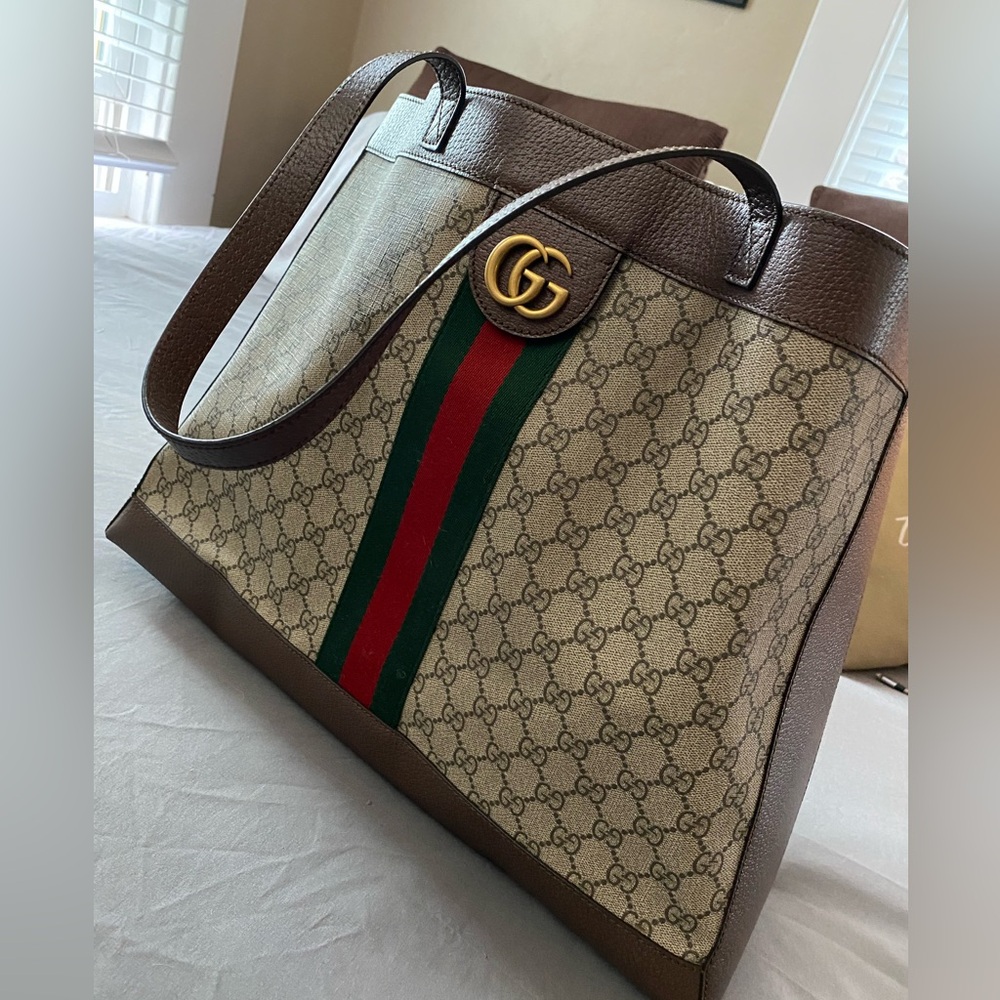 Gucci
Ophidia Soft Open Tote GG Coated Canvas East West